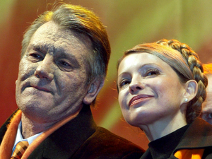 Viktor Juschtschenko con Julia Timoschenko antes del conflicto