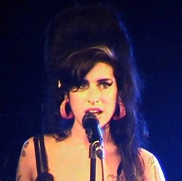 TAM-News Amy Winehouse - Todesursache: Alkoholvergiftung Amy Winhouse - Todesursache: Alkoholvergiftung
